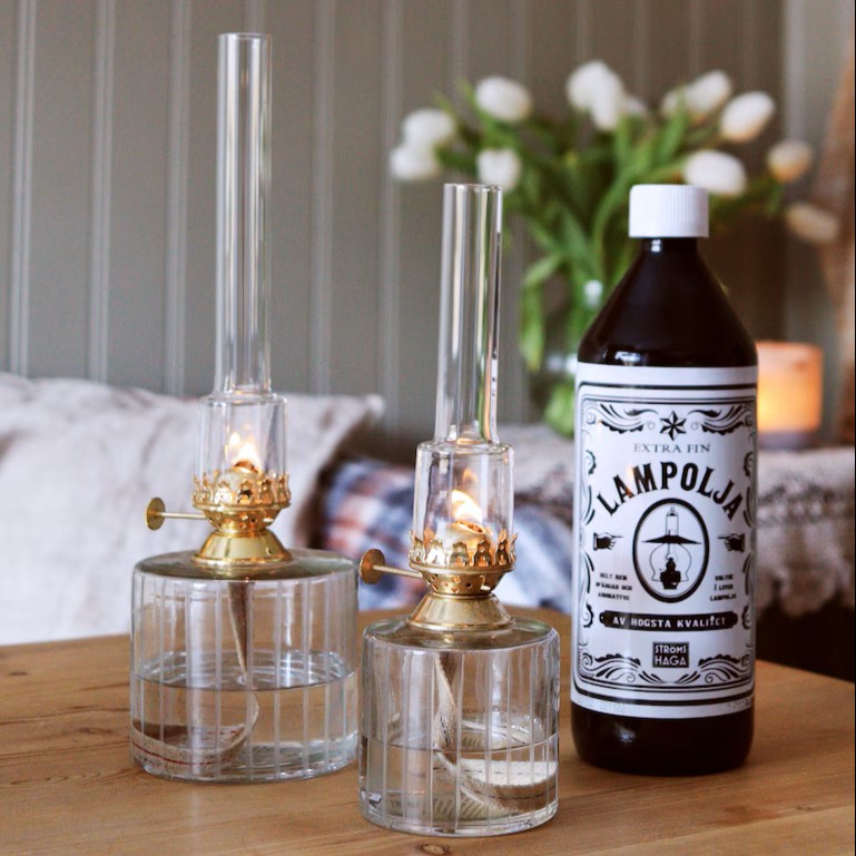 Fotogenlampa av glas liten mässing- Strömshaga - 3