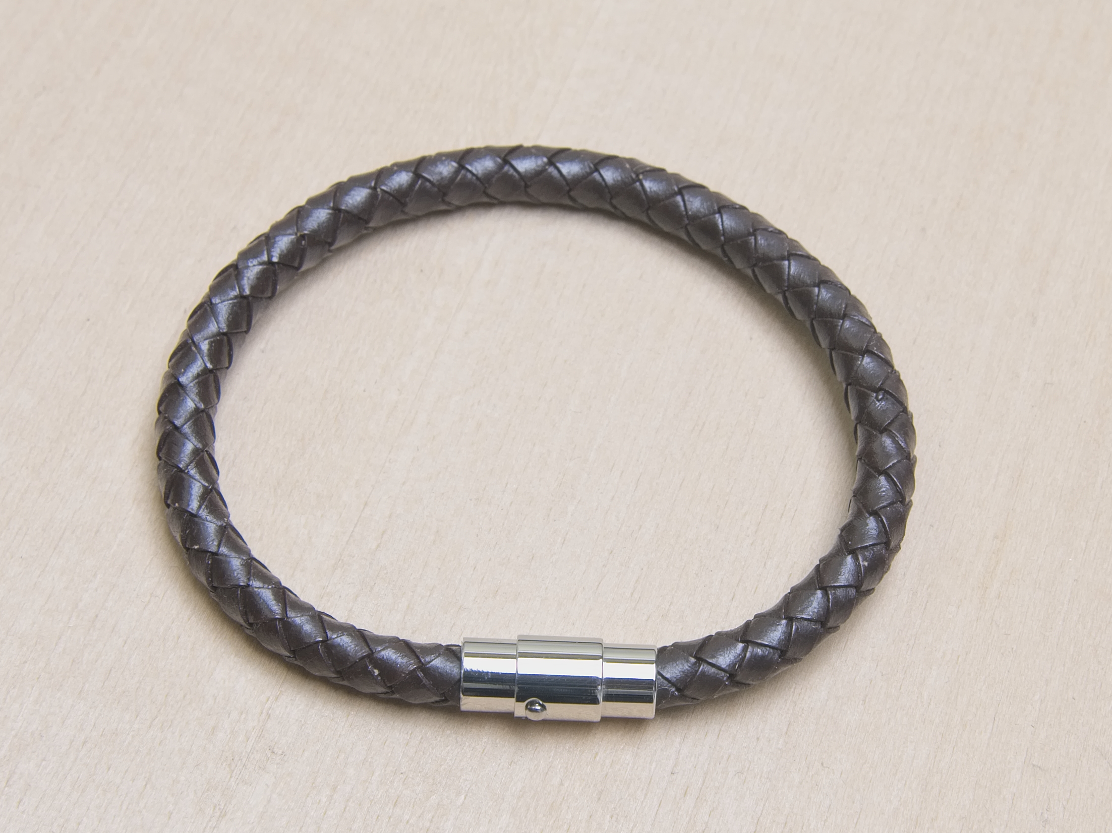 Läderarmband flätat
