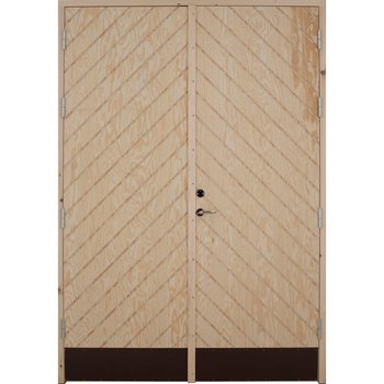 Parförrådsdörr F7 är en pardörr med fiskbensmönstrad dekorspårning samt sparkplåt