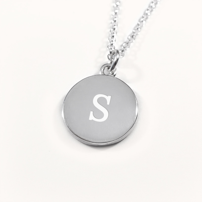 Münze, Buchstabenhalsband mit Gravur- Silber