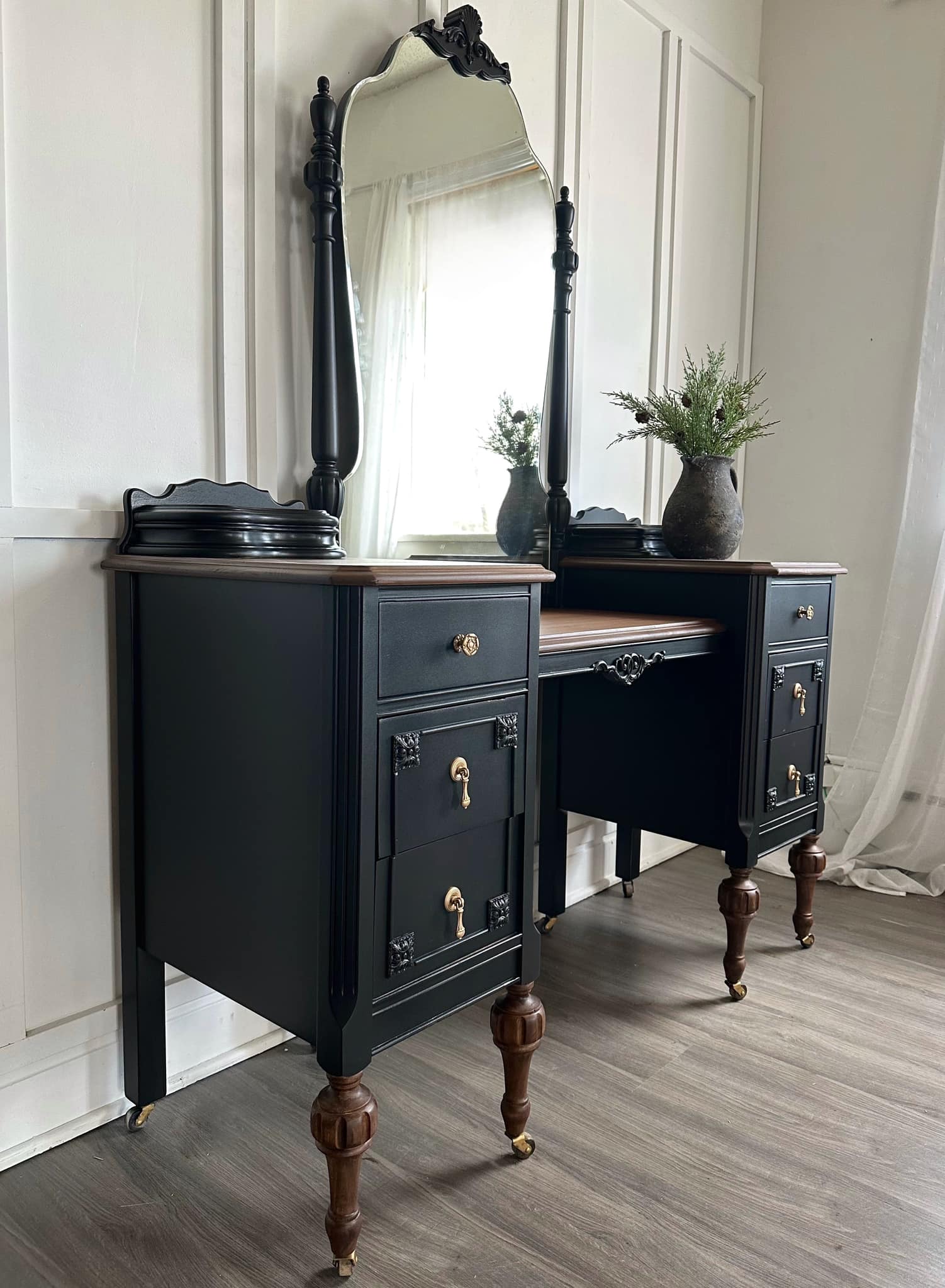 Fusion Mineral Paint Coal Black - 11