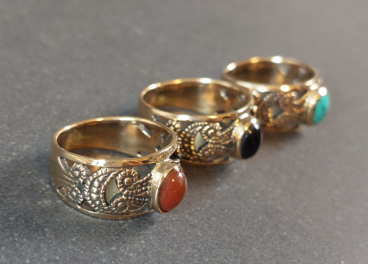Bred Bronsring med Oval Cabochon  - 2
