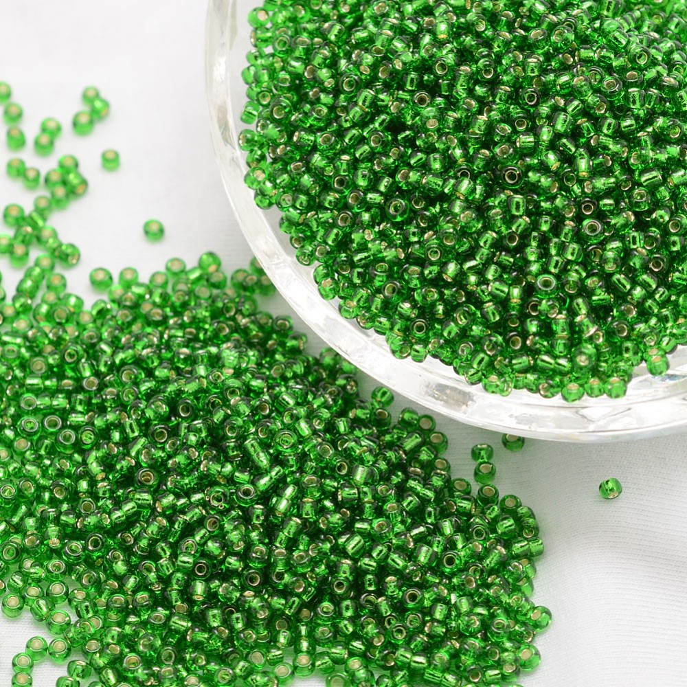 Seedbeads 8/0 grön silverfoil