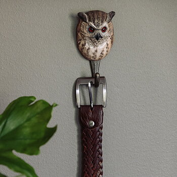 Hand-carved hook Eagle-owl