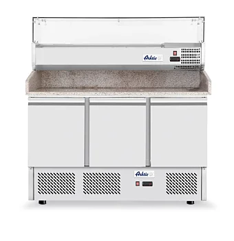 Pizza counter with 3 doors and cooling display 6x GN 1/4