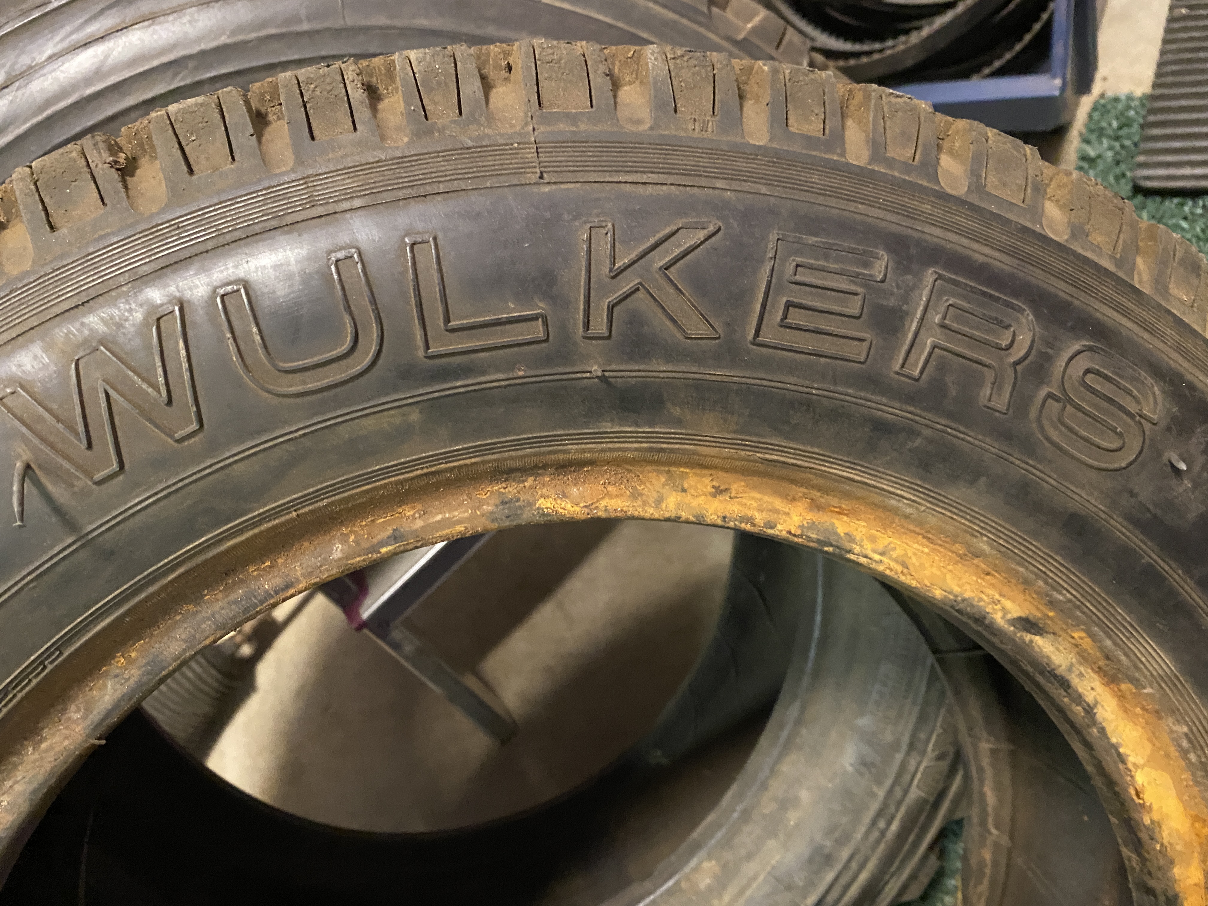 Wulkers 185/65-15 - 3
