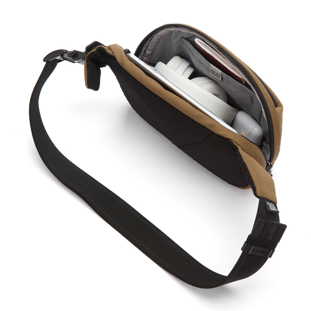 Stöldsäker midjeväska - PACSAFE Vibe 100  Recycled Anti-Theft Hip Pack Tan - 7