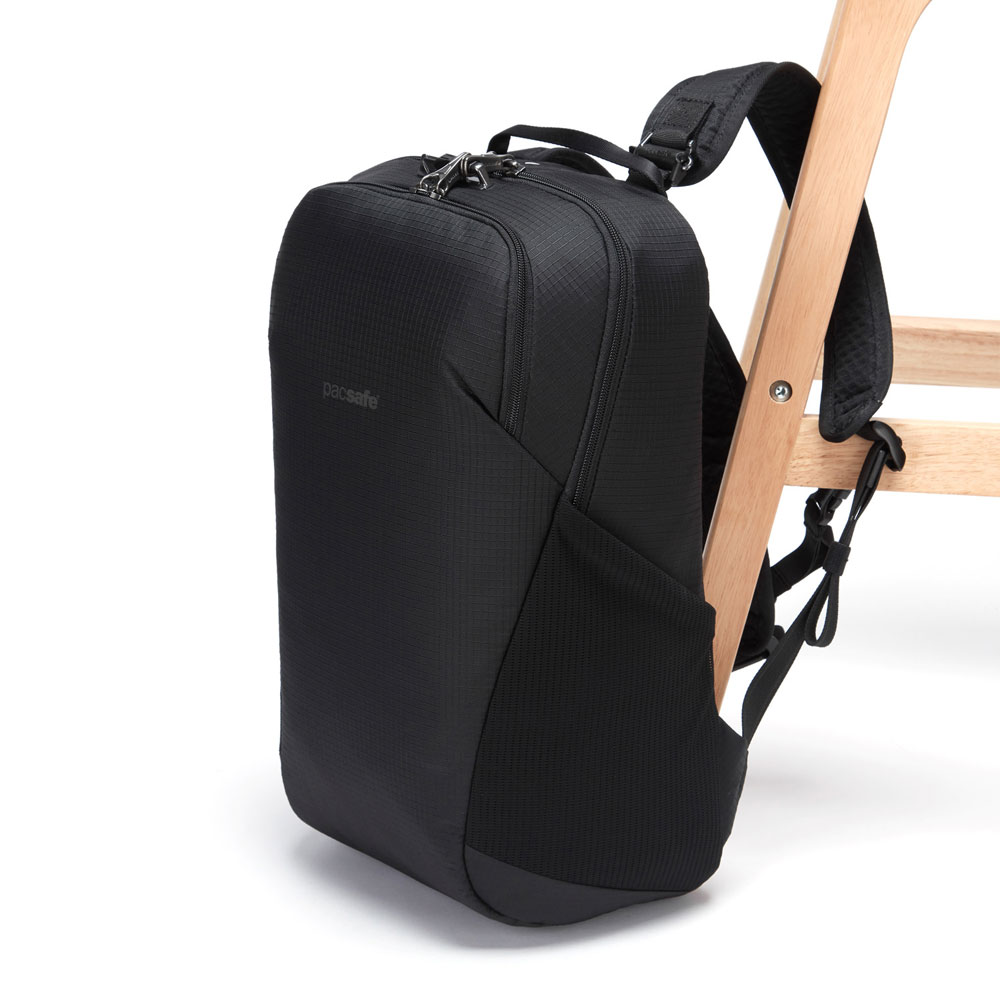 Stöldsäker ryggsäck - PACSAFE Vibe 20 Anti-Theft Backpack Jet Black - 4