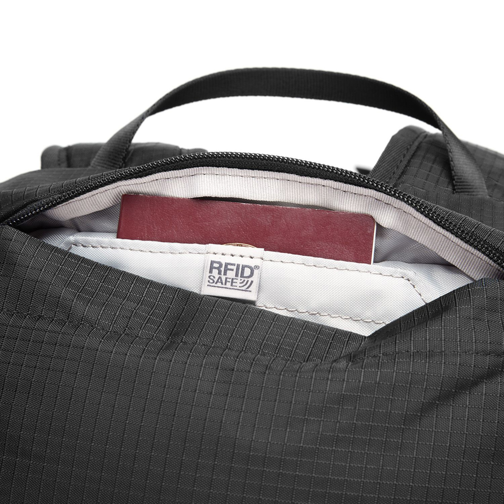 Stöldsäker ryggsäck - PACSAFE Vibe 40 Anti-Theft Carry-On Travel Bag Black - 4