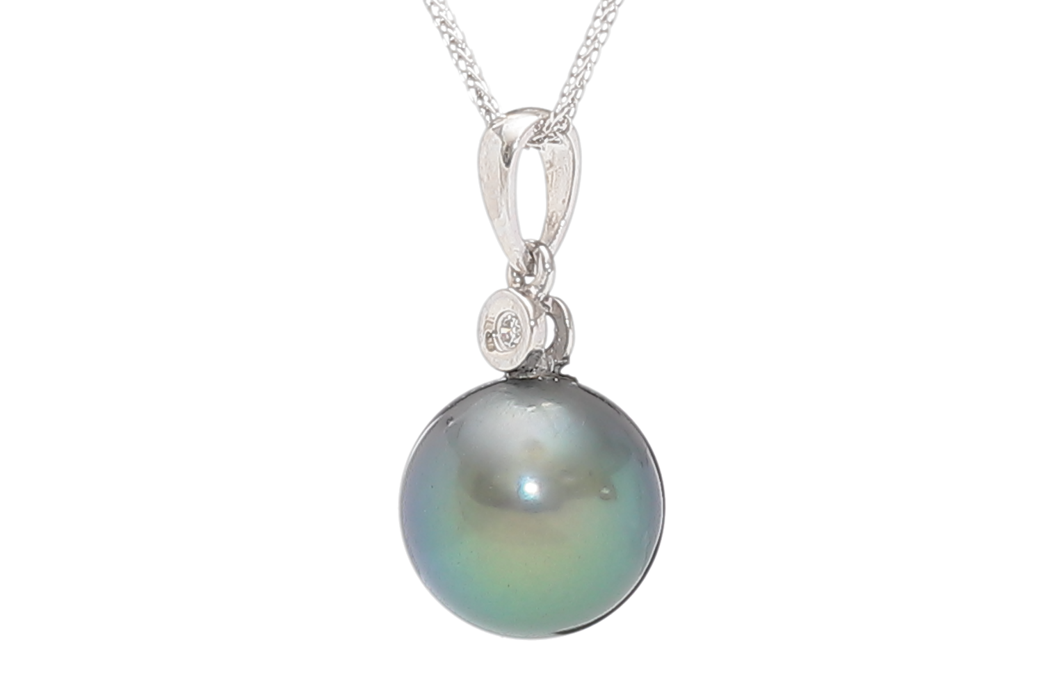 Kleine Tahiti-Perle in Weißgold mit einem Diamanten