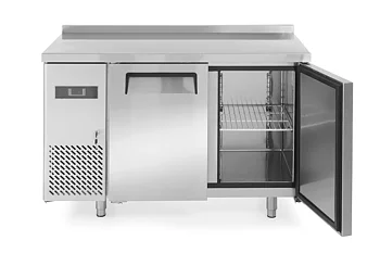 Freezer with two doors and rear edge, 220 L