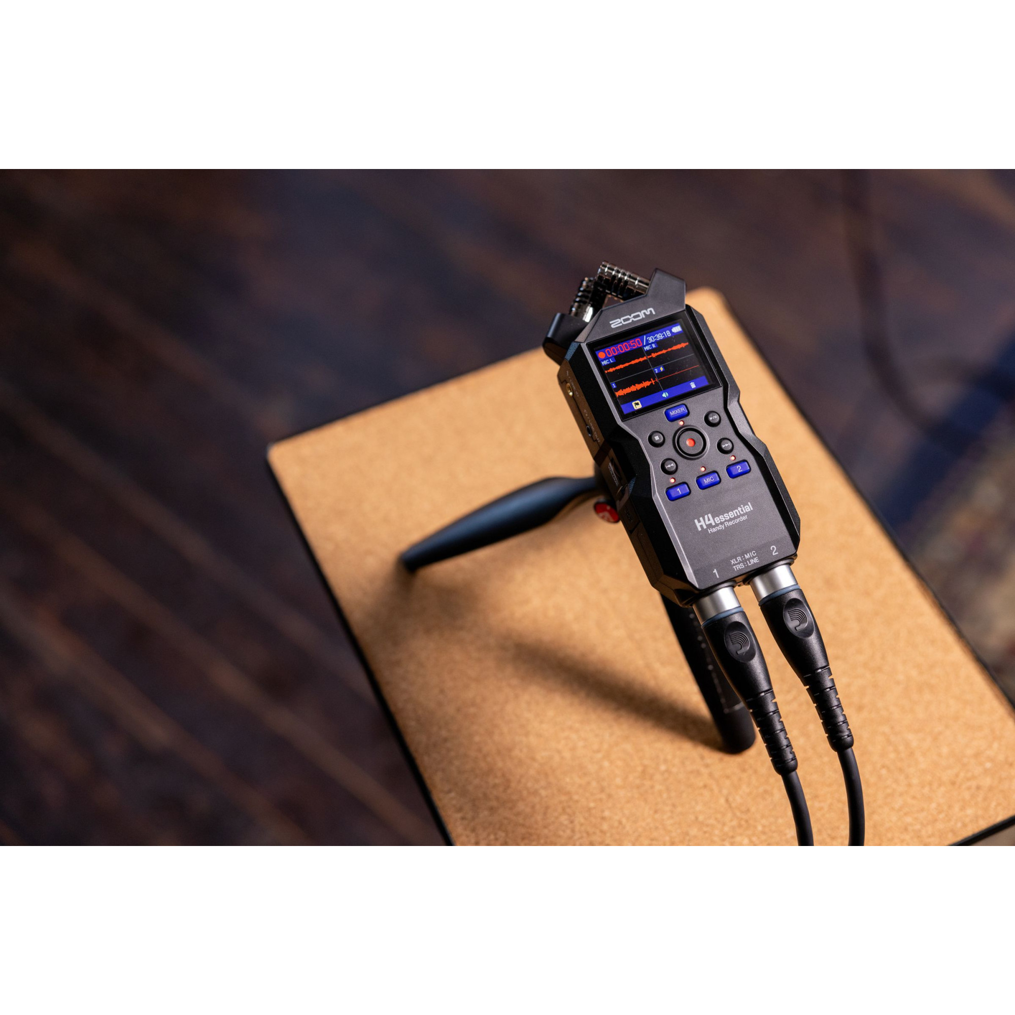 ZOOM H4 Essential 32-bit 4-channel Handy Recorder - 8