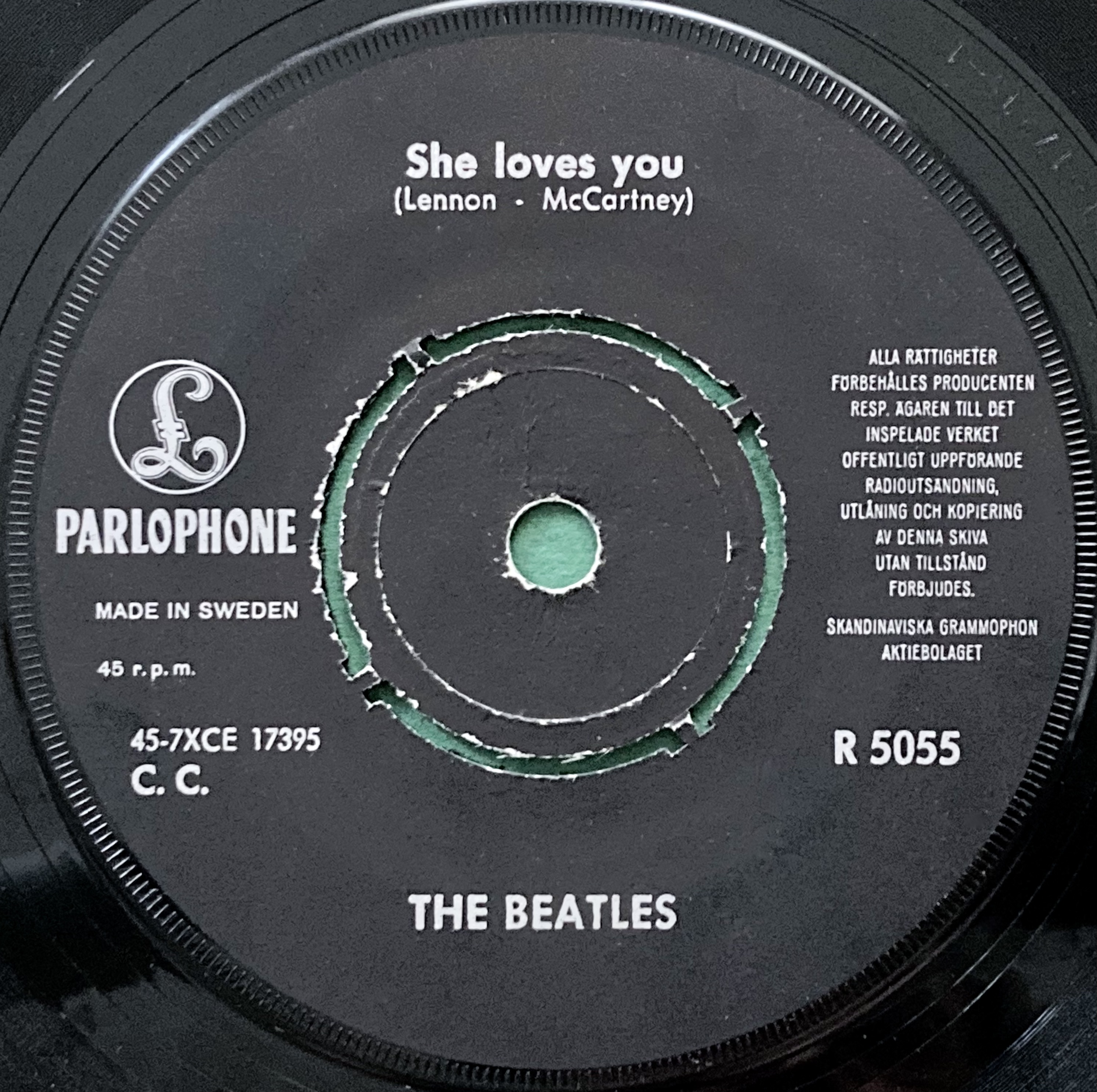 BEATLES - She loves you 7" DARK BLUE Swe PS 1963 - 3
