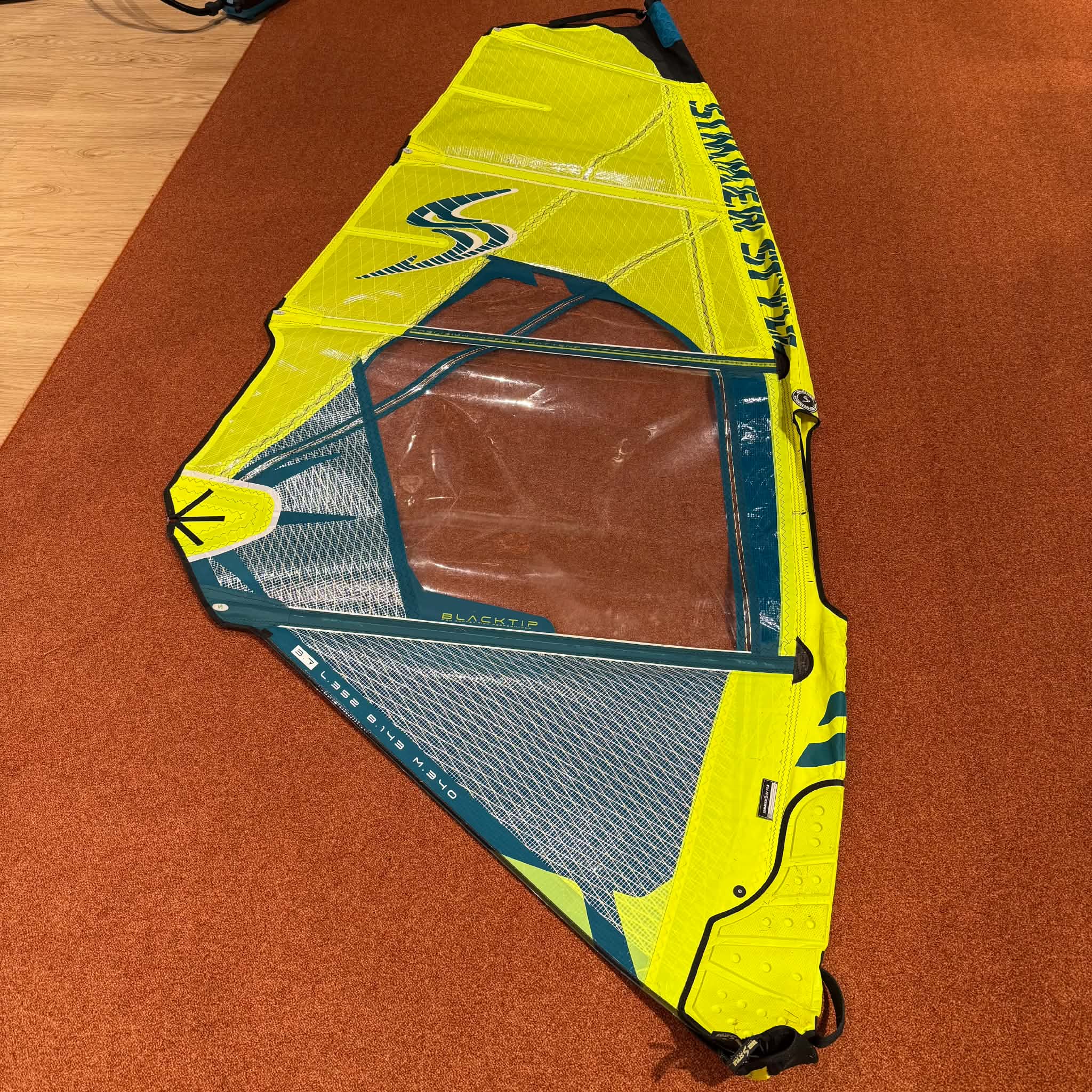 Begagnat vindsurfingsegel 3.7 Simmer Blacktip 2024
