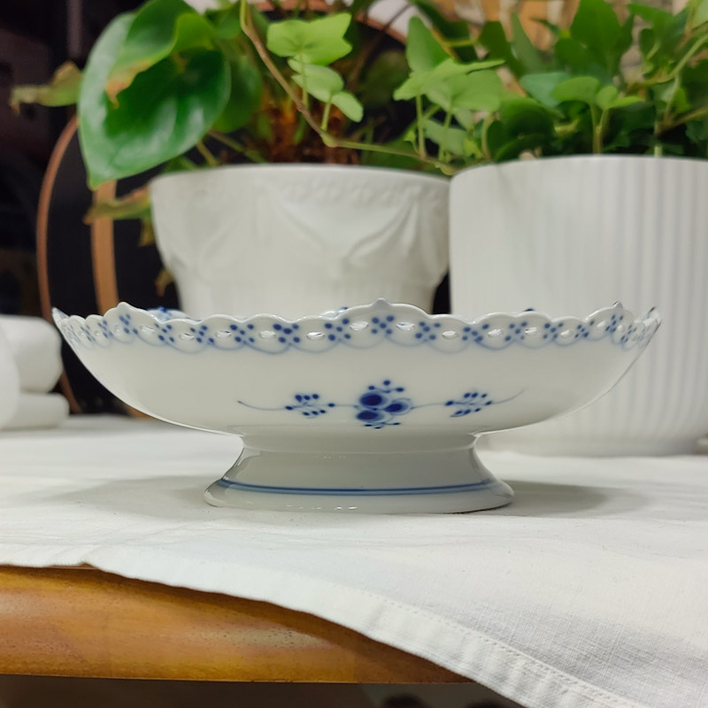  Musselmalet  kakfat 1023 från Royal Copenhagen