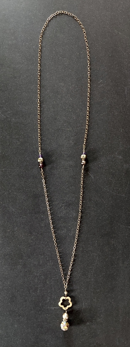 Guldpläterat Halsband med Sötvattenspärlor och Ametist