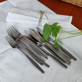 Matbestick 12 delar från Dansk Designs