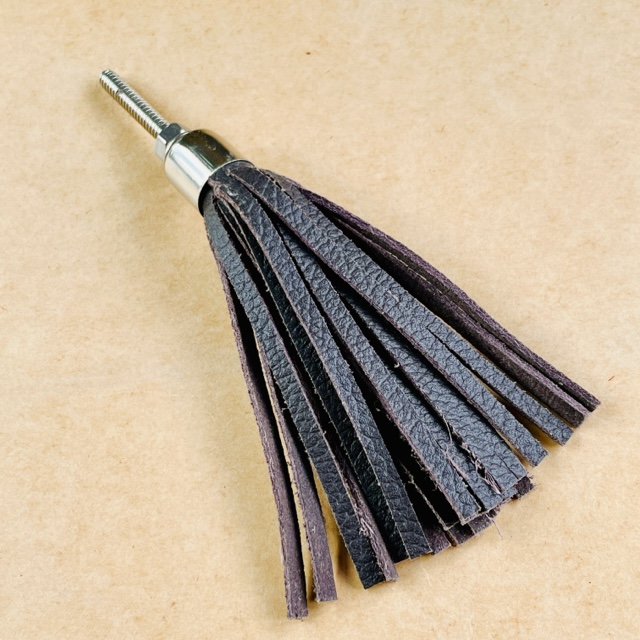 Nahka tupsu