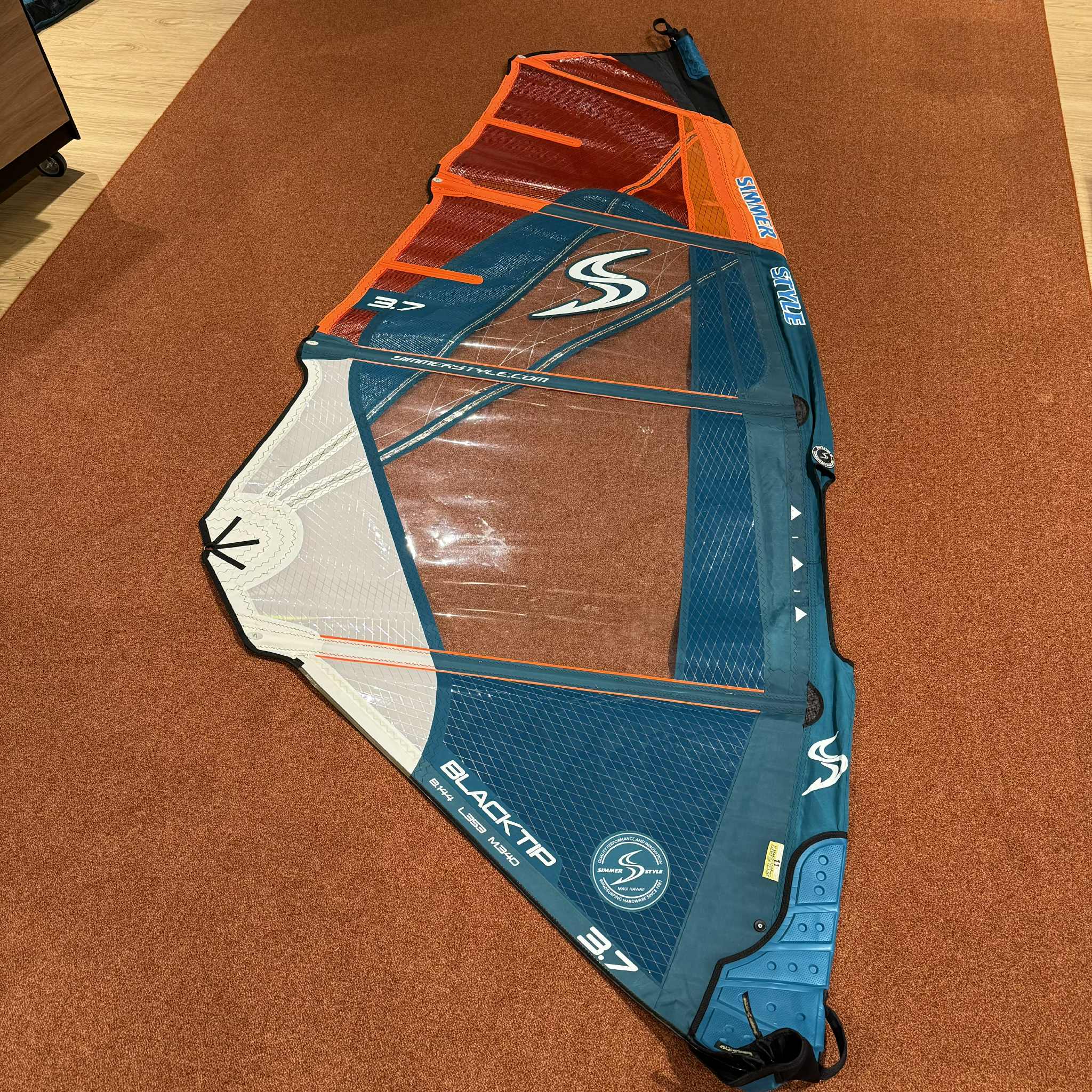 Begagnat vindsurfingsegel 3.7 Blacktip 2020