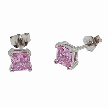 Örhänge i äkta silver med en 5 mm stor fyrkantig, rosa kristall