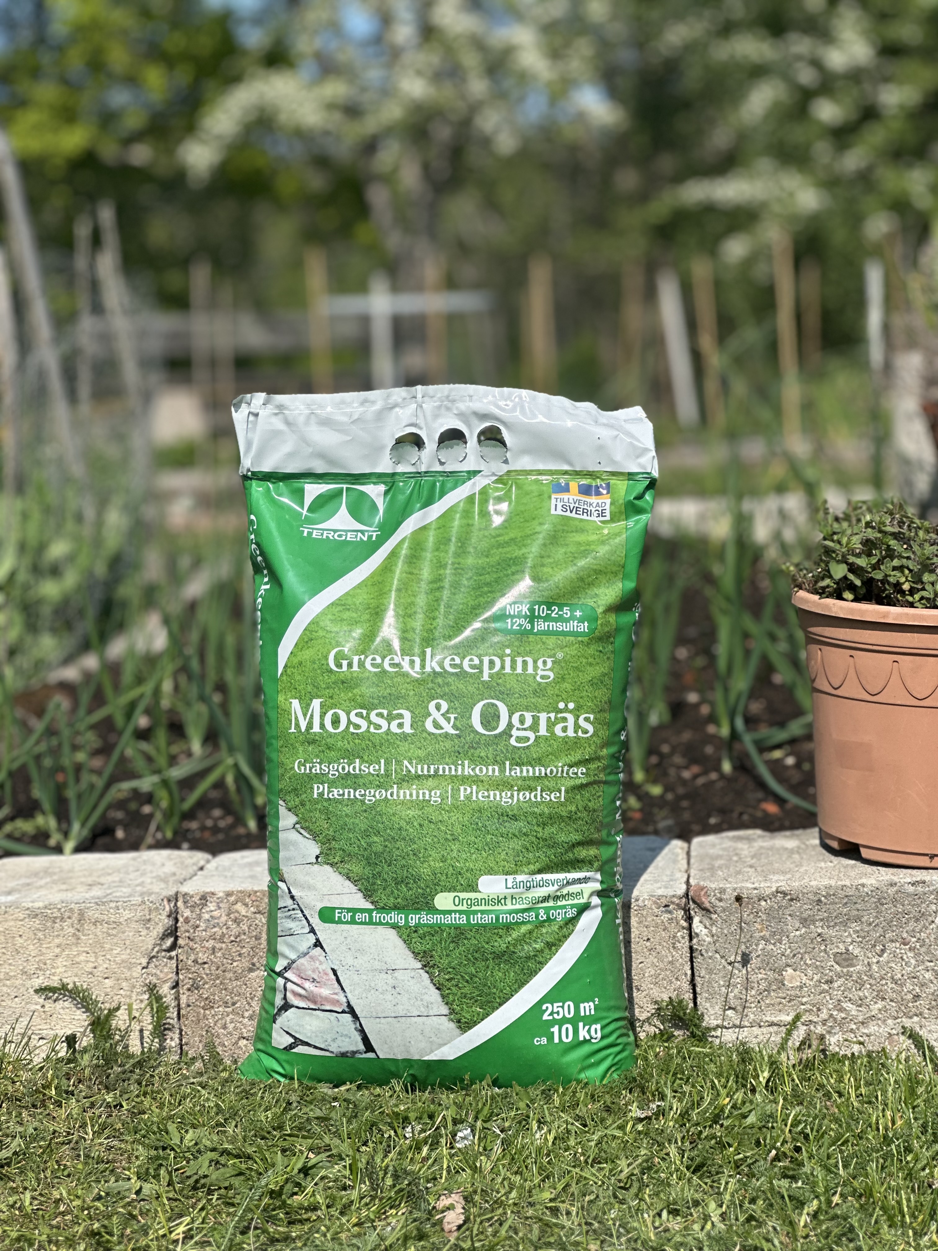  Gräsgödsel: Mossa & Ogräs