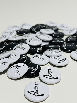 Pin (Black)
