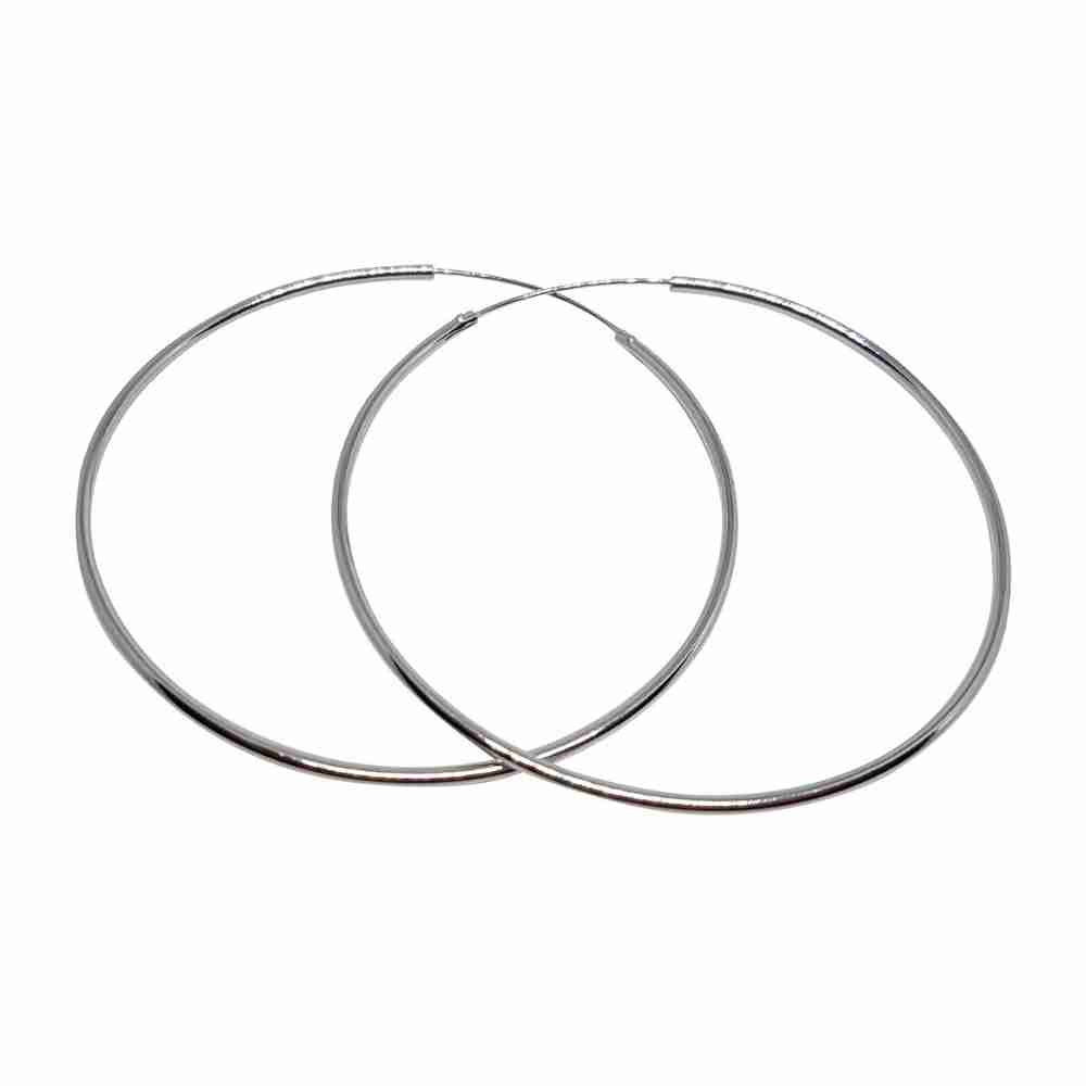 Örhänge i äkta silver. Silverringar till öronen i 60 mm. Örringar, hoops eller creoler är andra namn för detta örhänge.