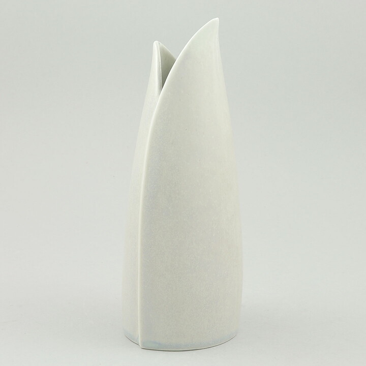 スティグ・リンドベリ Endivシリーズ フォルムが草を思わせる白い花瓶 Vase 1956年 18cm