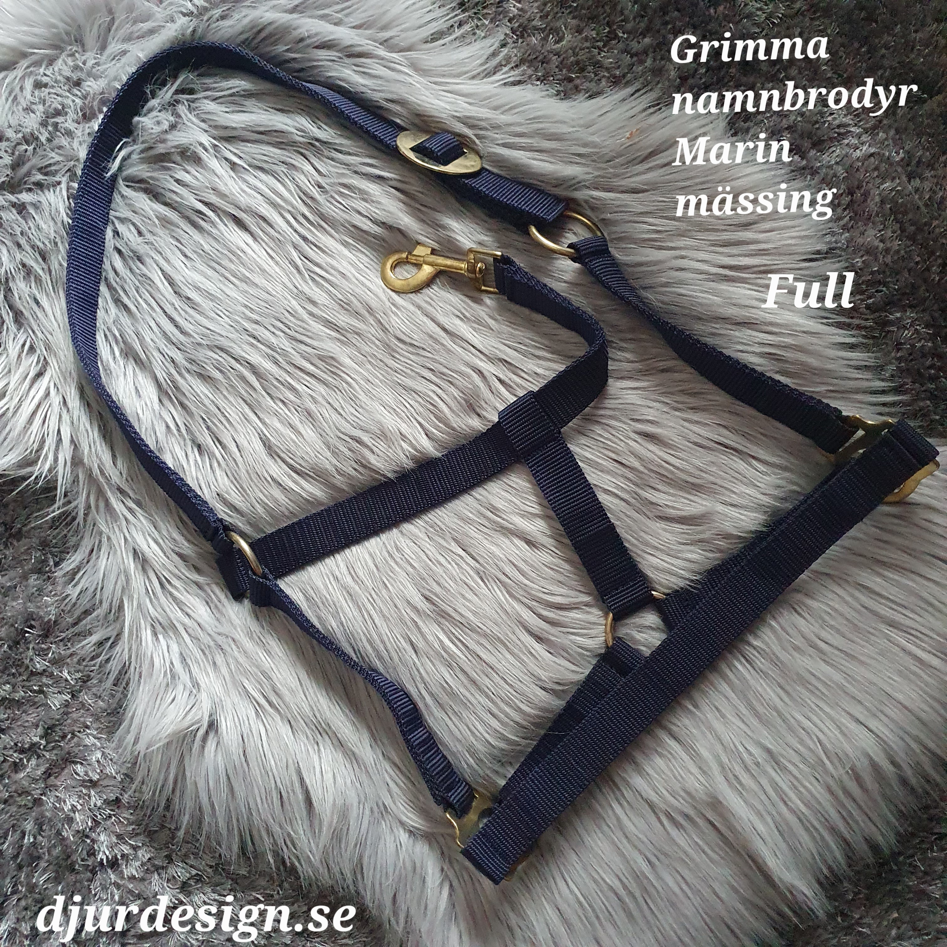 FULL  Marinblå mässing grimma med namn brodyr A-B 50 C-D 34  cm