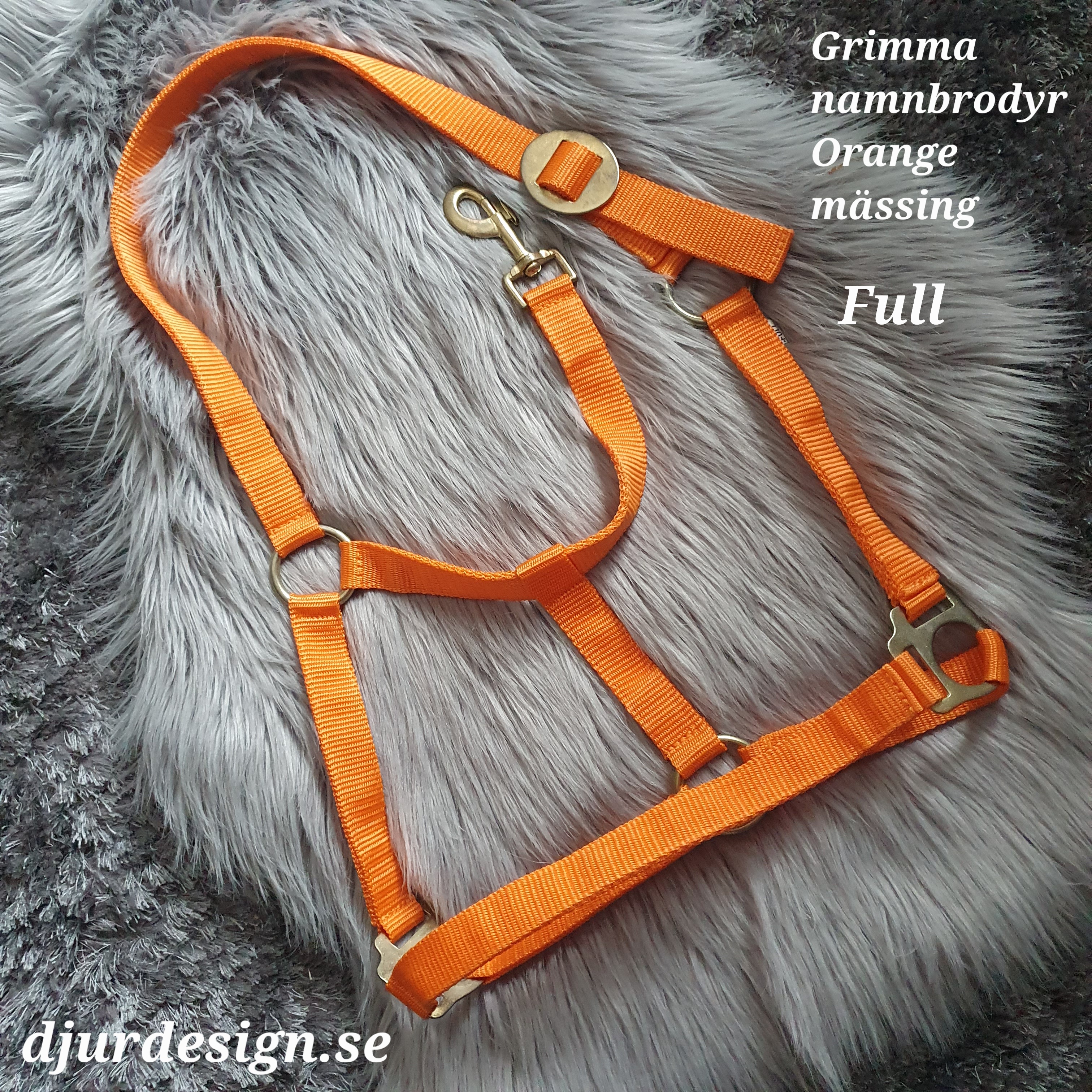 FULL  Orange mässing grimma  med namn brodyr  A-B 50 C-D 34 cm