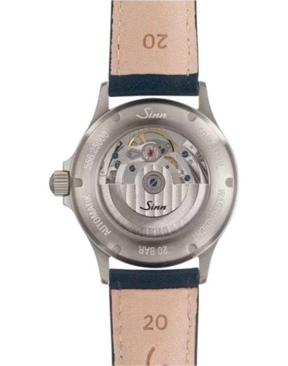 556.0104 Sinn 556 I B blått kalvskinn