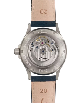 556.0104 Sinn 556 I B blått kalvskinn