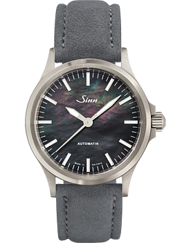 556.0105 Sinn 556 I pärlemor S grå alcantara läderband 