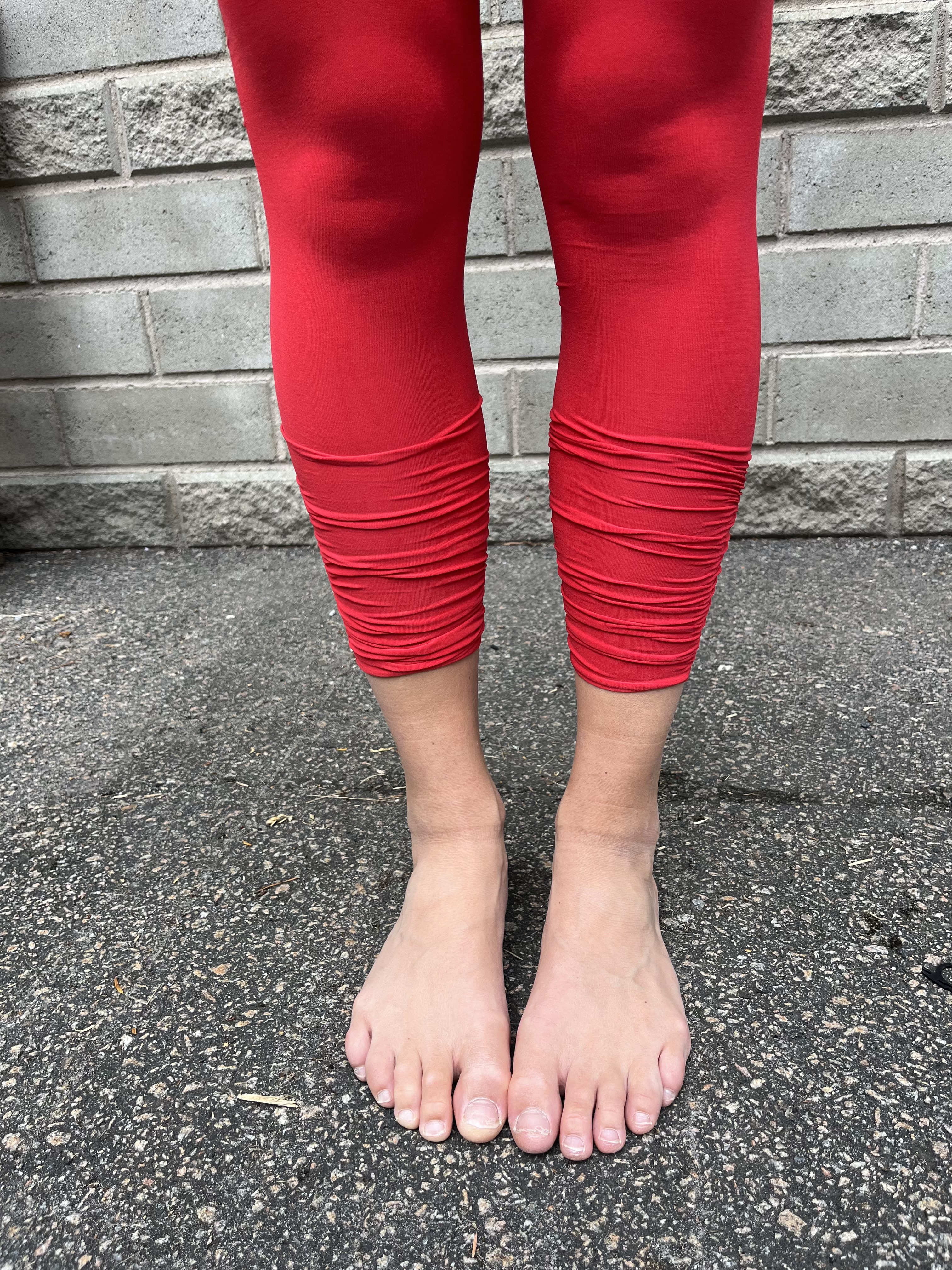 Leggings med rynkad  nederkant 1 par 60 kr - 2 par 100 kr - 3