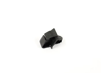 Clip, body trim 780