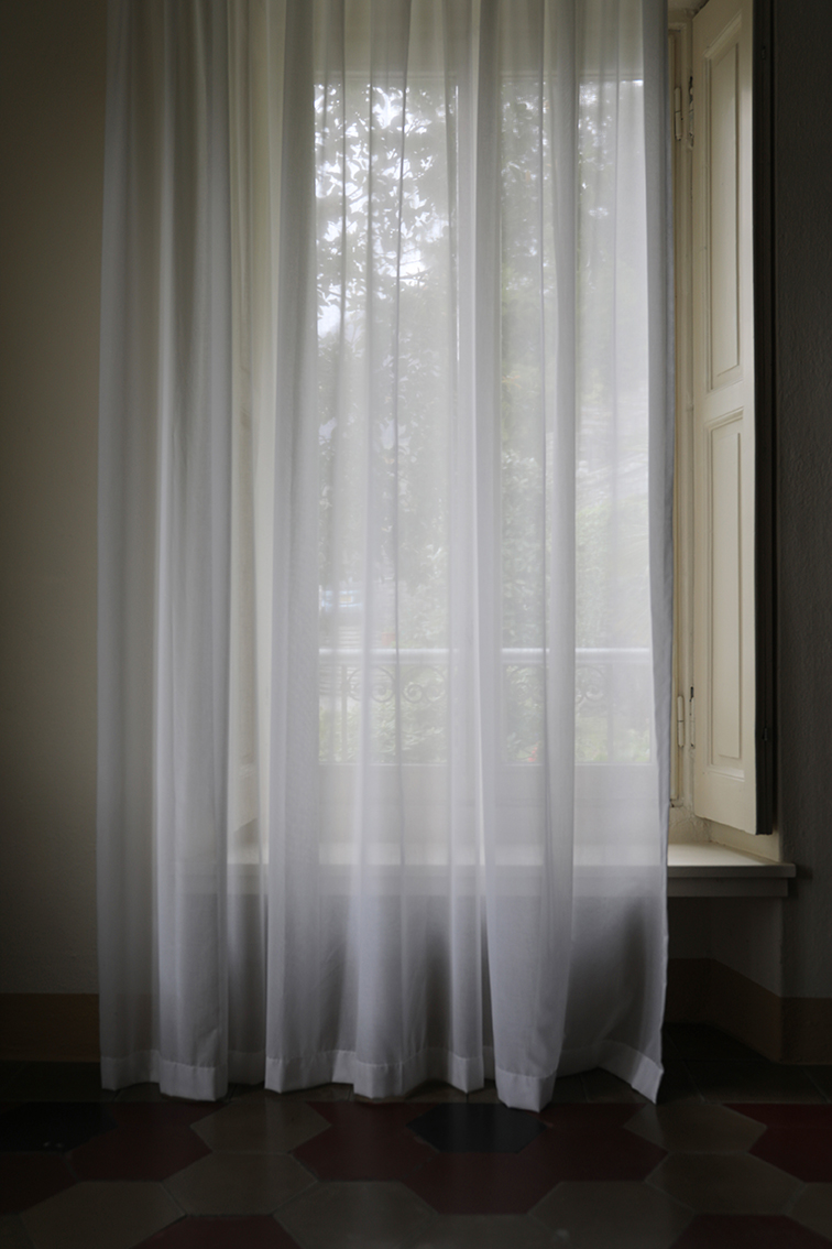 Gardin Grace dubbel bredd Vit 