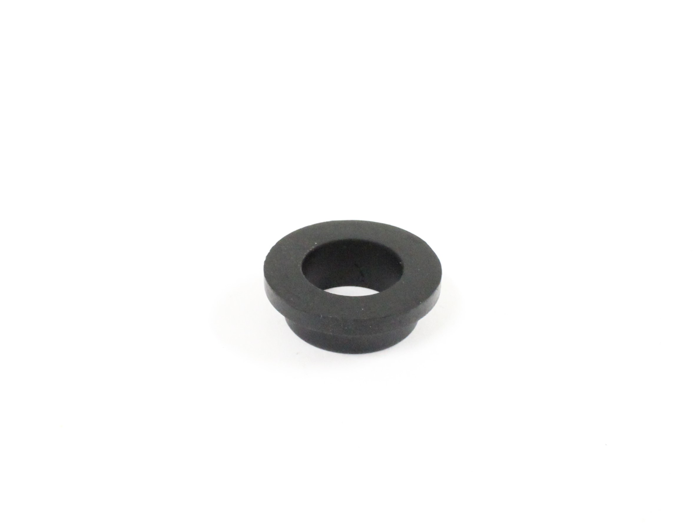 Rubber bushing, radiator