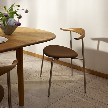 CH88P Stol (Ek/Rostfritt stål/klädd sits flera val) - Carl Hansen & Søn