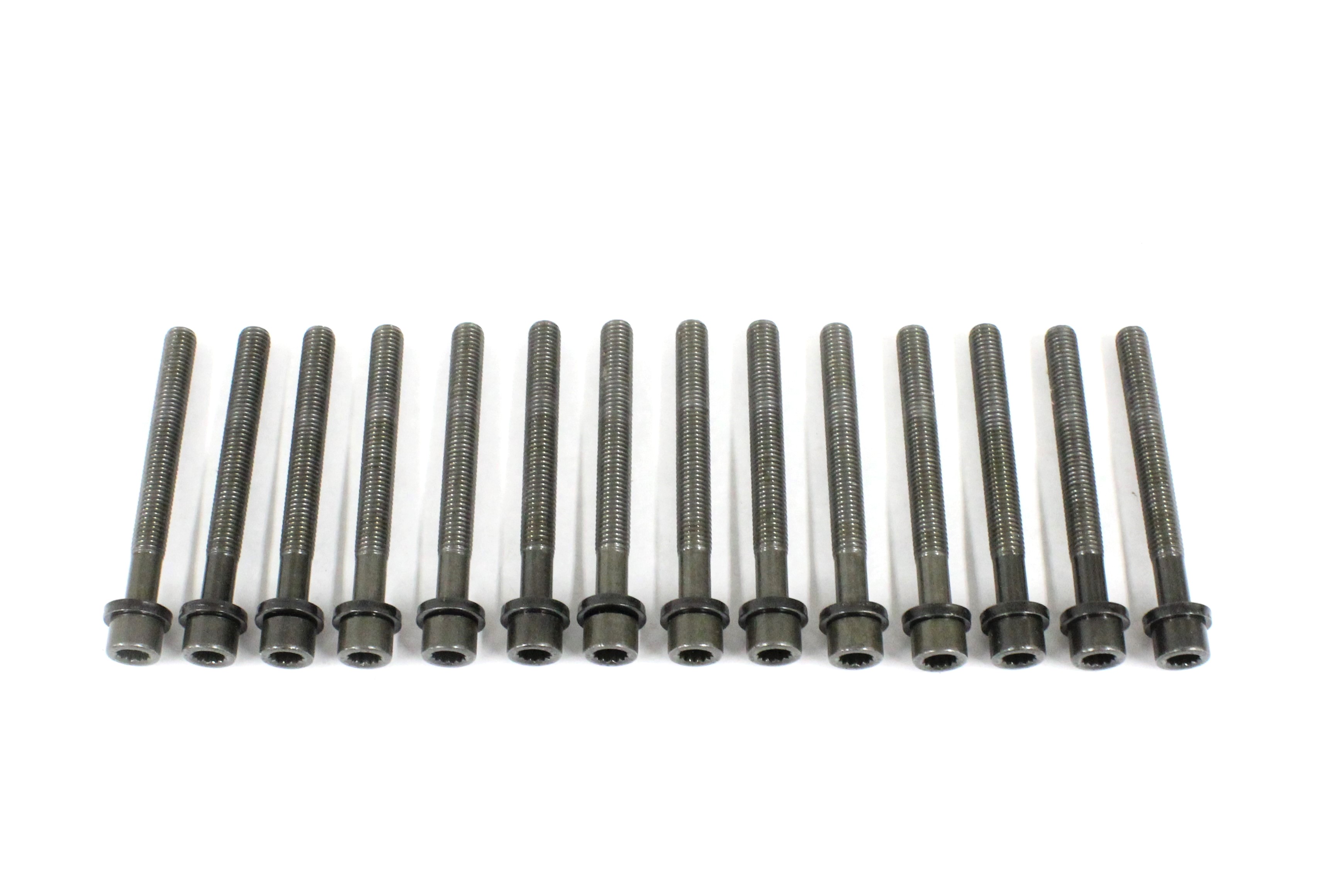 Bolt kit, cylinder head (D24)