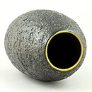 イングリッド・アッターボリ　Planシリーズ ゴツゴツとした黒い花瓶 Vase 1957年  21cm