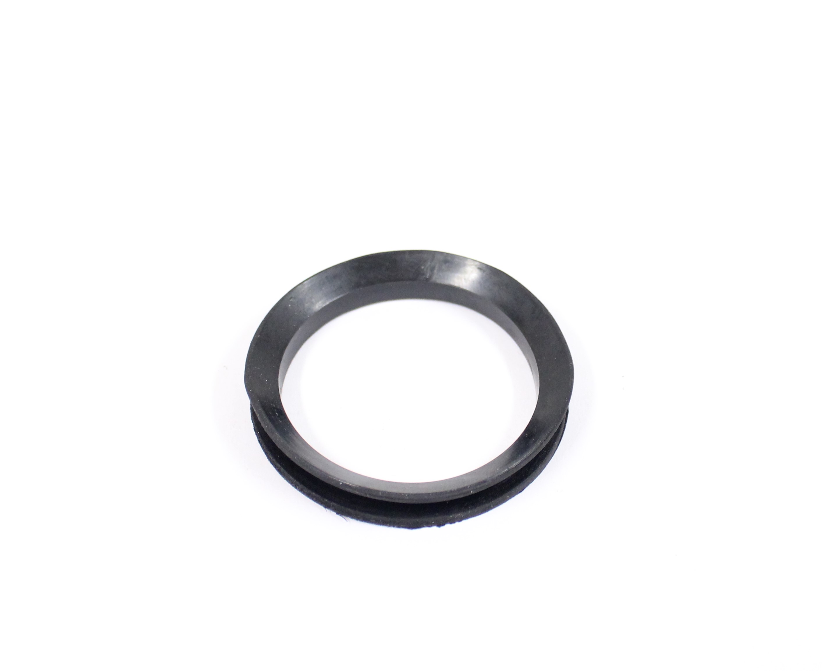Seal, front wheel bearing 740/760