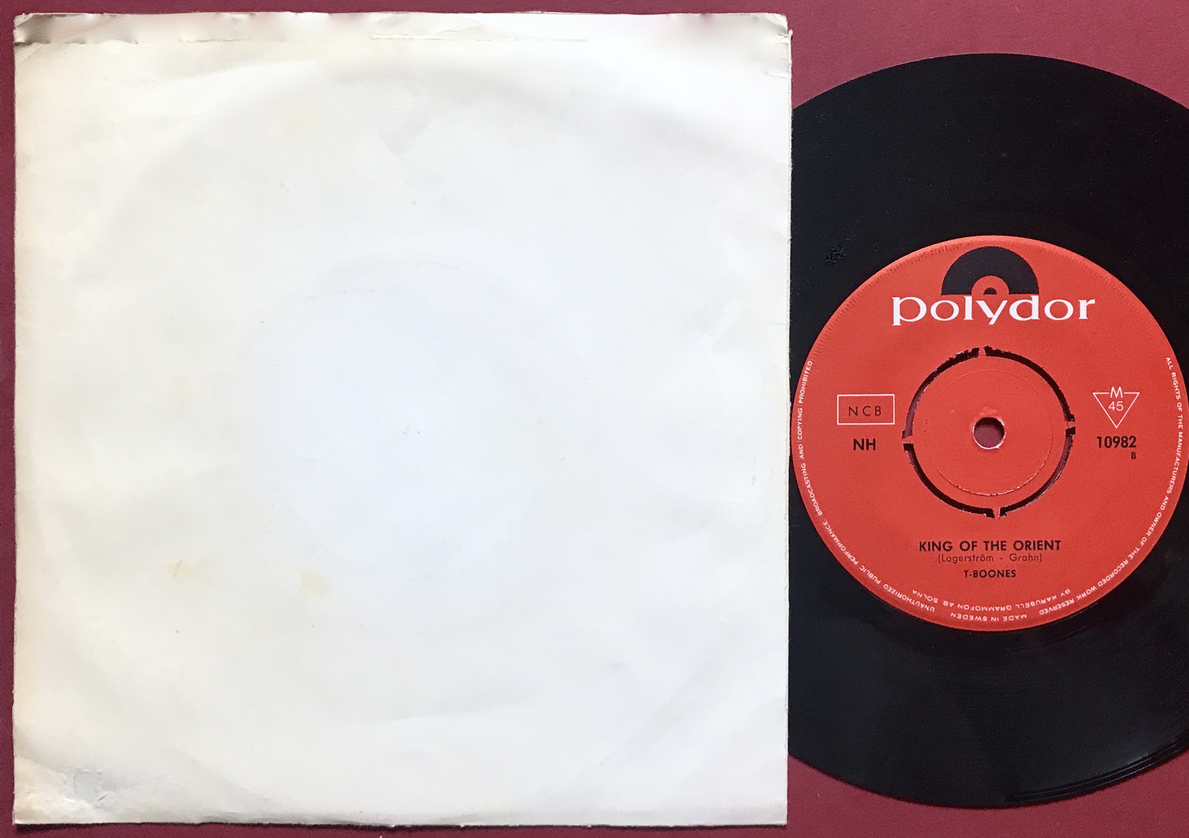 T-BOONES - At the club / King of the Orient Swe PS 1965 - 4