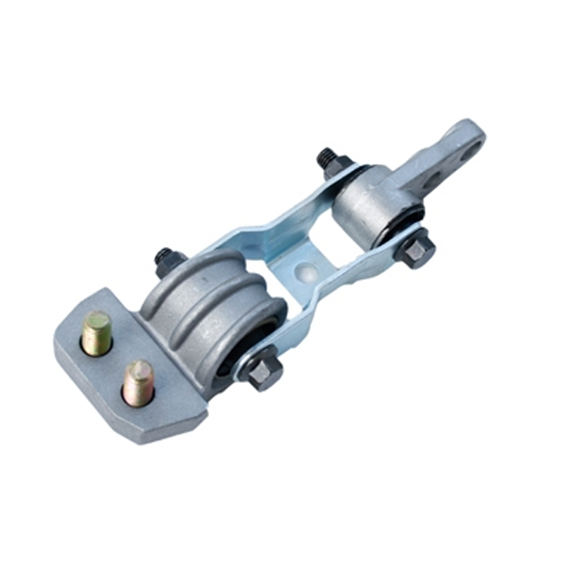 Engine mount lower front (33)