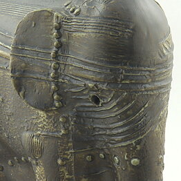 Bertil Vallien (Terra 1978) Gray Elephant with Relief Decor 21 cm