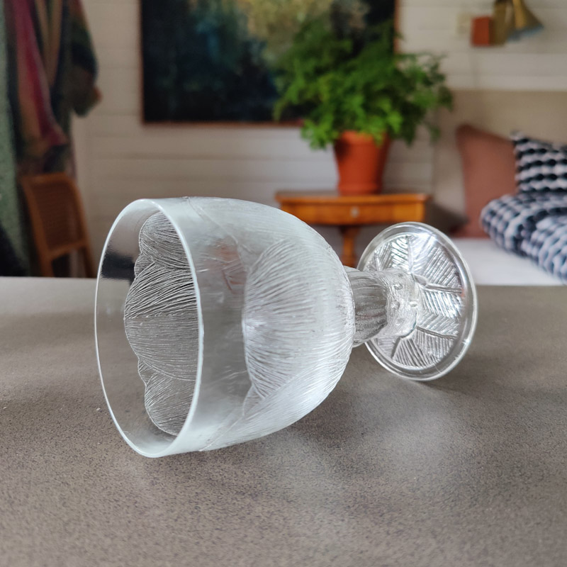 Pioni glas från Arabia. - 2