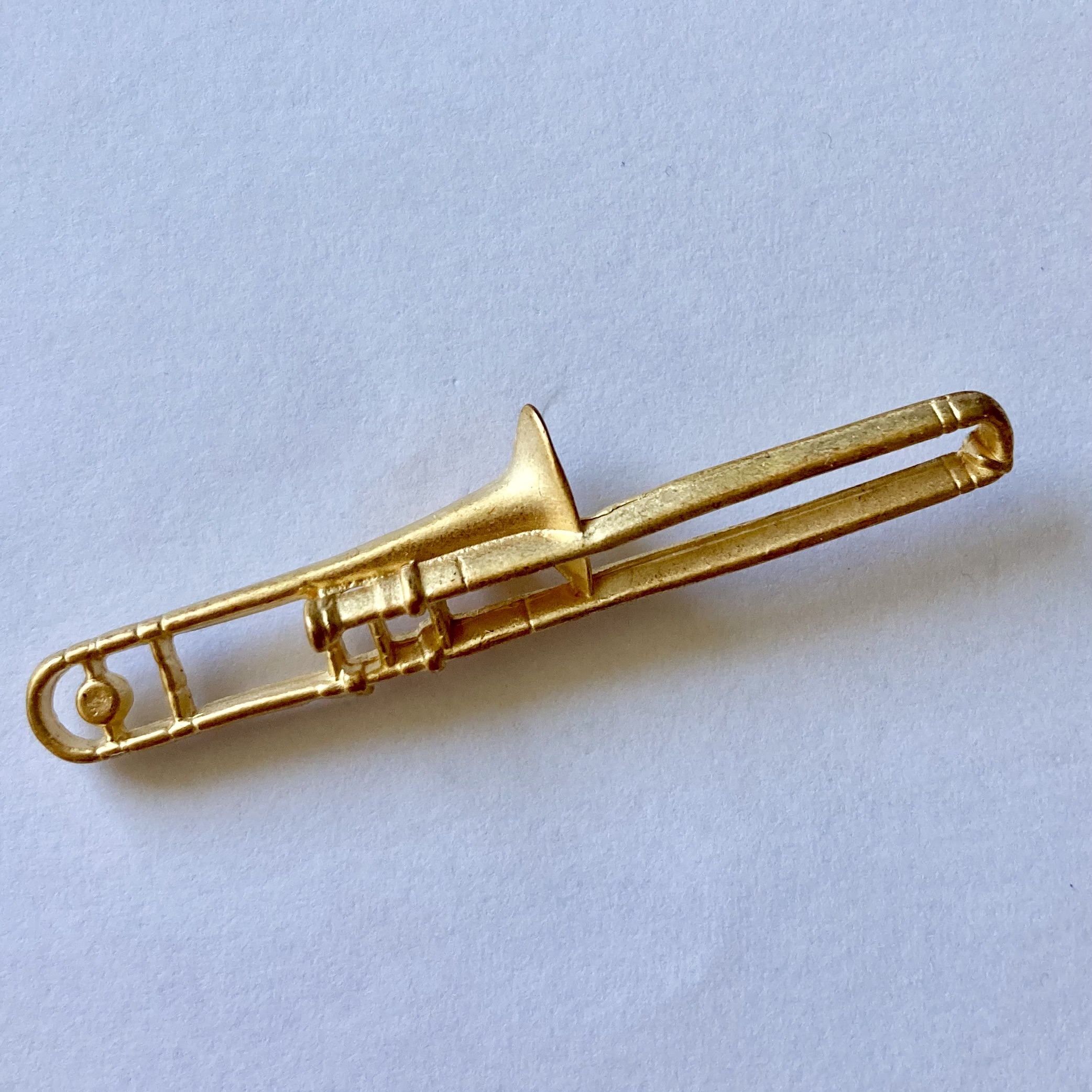 Pin Trombon Guld