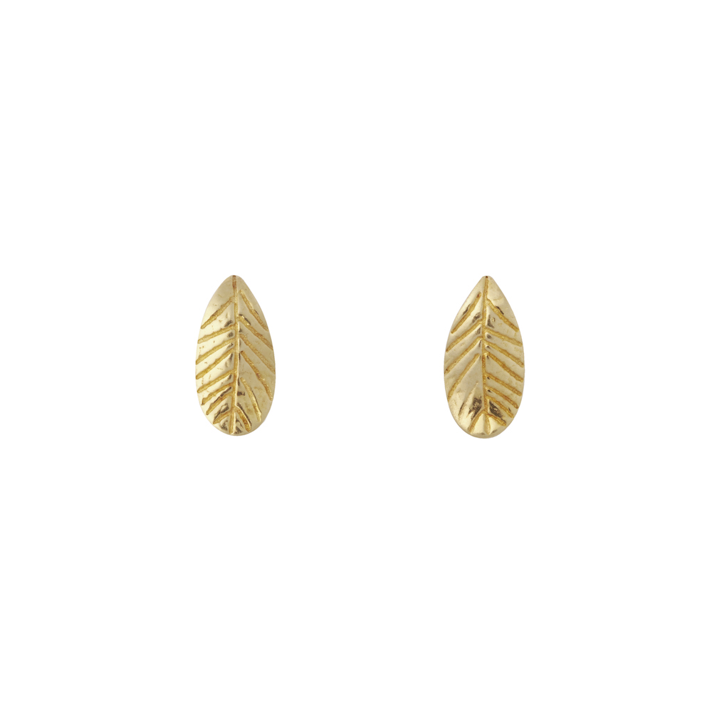 Letters Lingonberry ear gold