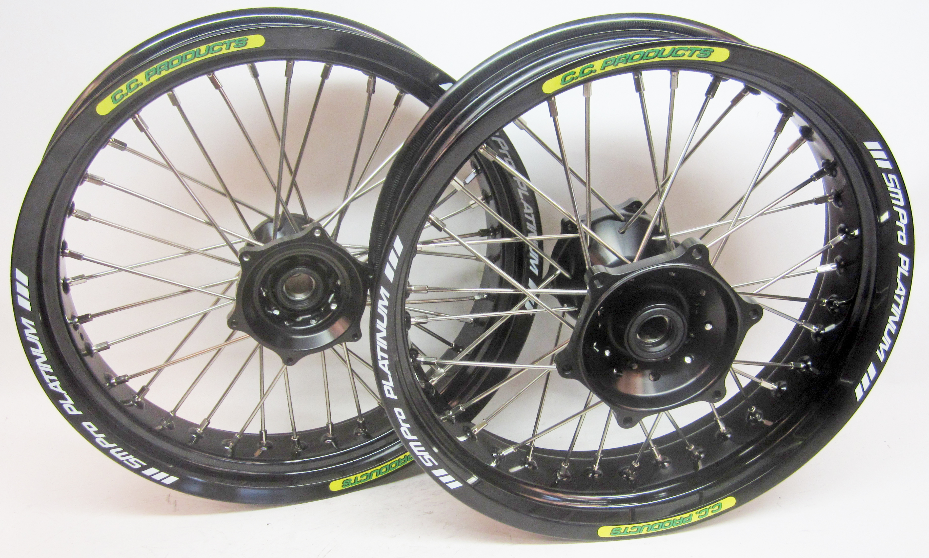 17x3,50 GasGas 04-19 Front Wheel - 3