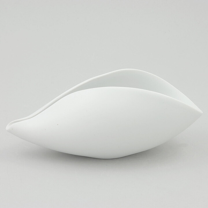 Stig Lindberg (Veckla 1950) White Sculptural Bowl 18 cm