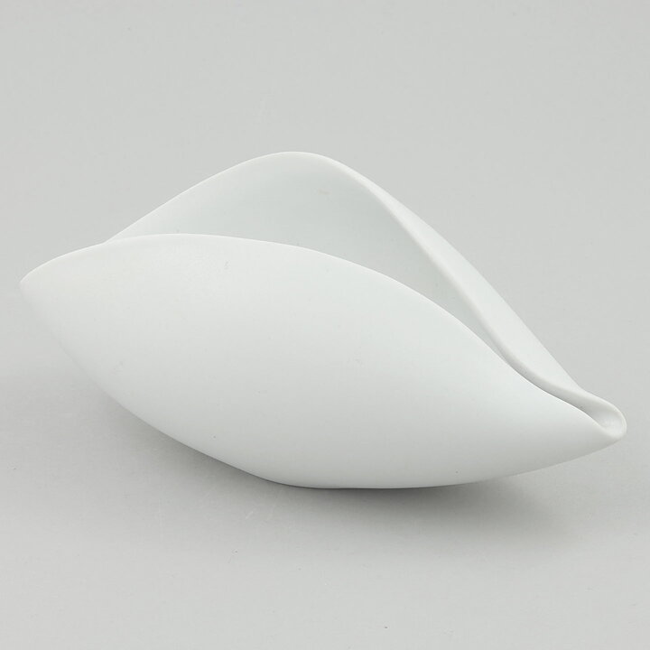 Stig Lindberg (Veckla 1950) White Sculptural Bowl 18 cm